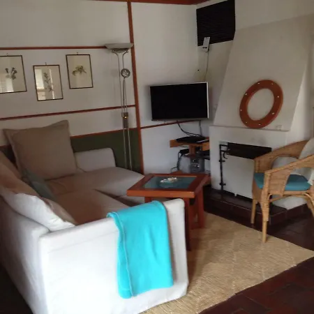 Ferienhaus Seehaus Helga *